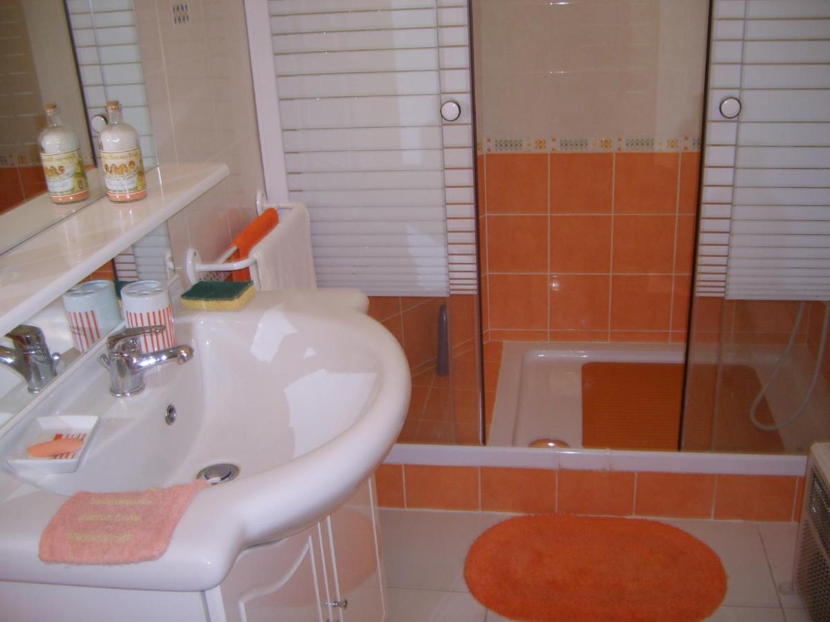 Mas Des Citronniers Bed & Breakfast Le Tignet Exterior foto