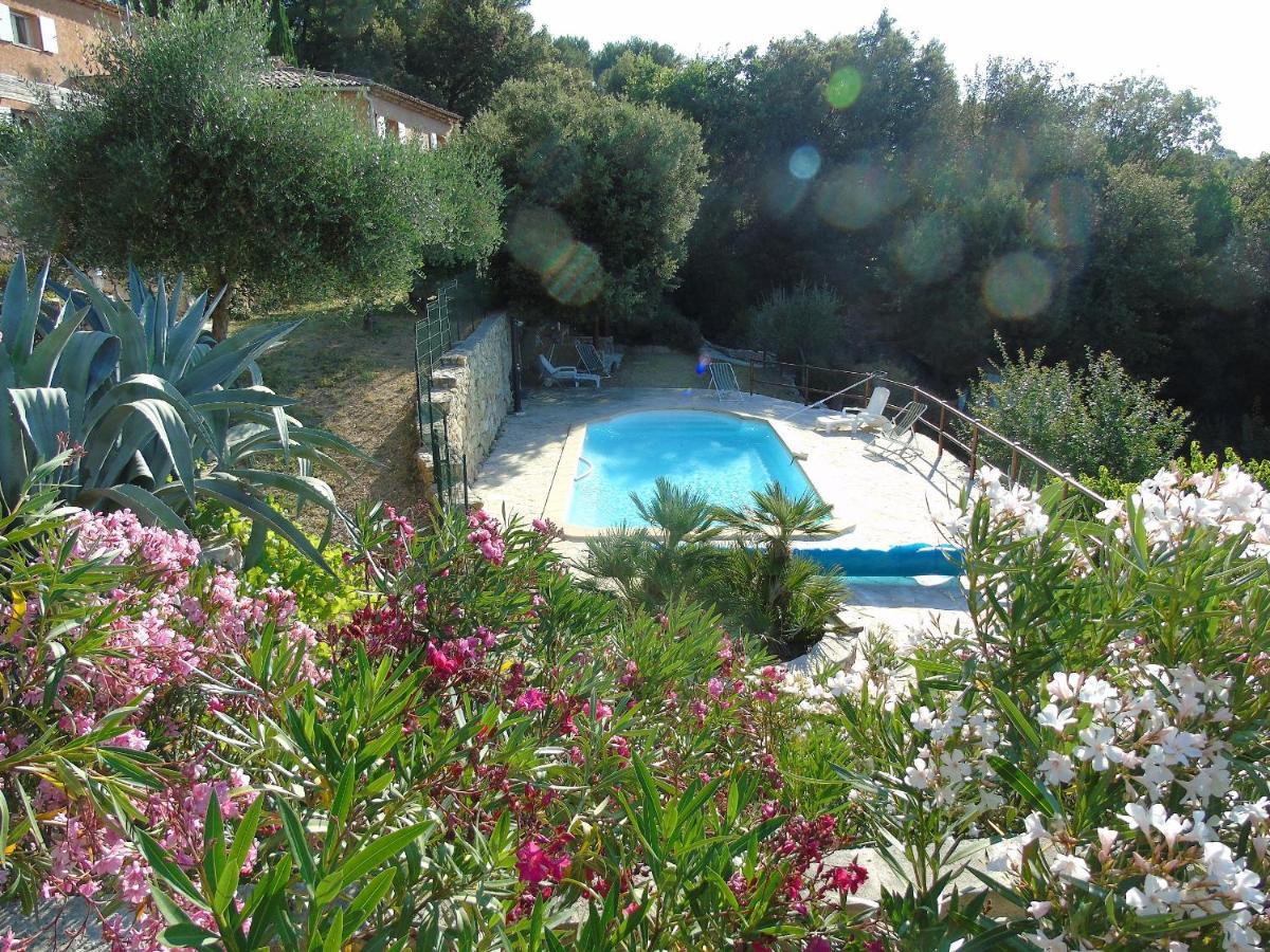 Mas Des Citronniers Bed & Breakfast Le Tignet Exterior foto