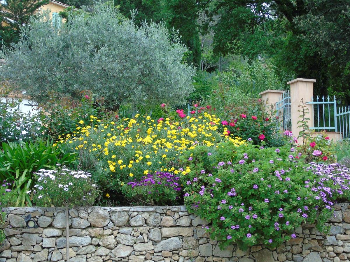 Mas Des Citronniers Bed & Breakfast Le Tignet Exterior foto